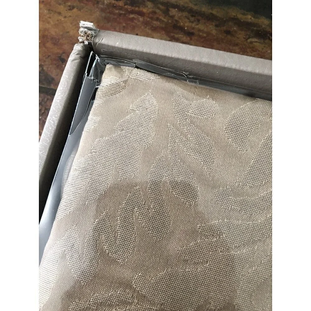 NWT Vintage Bombay Company Queen Size Duvet Set Taylor Taupe